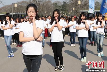 女排联赛-小采娃24分上海3-2山东 朱婷老东家3-0河北列头名